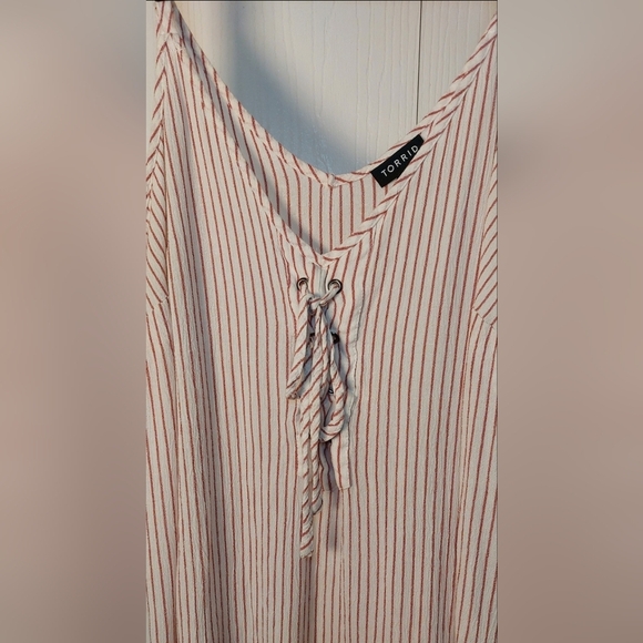 Torrid Sophie Stripe Lace Up Tank Top Size 0 Large Red White Swing Textured Boho - Picture 4 of 11